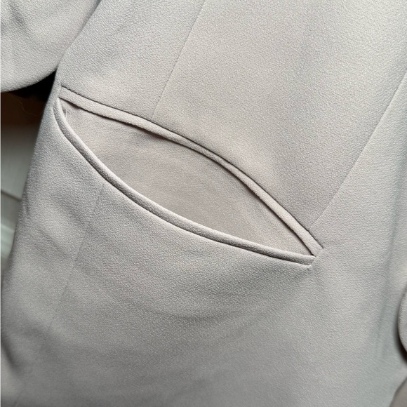 EXPRESS blush blazer - size XS - Picture 7 of 8